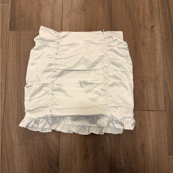 None Dresses & Skirts - white ruffled skirt